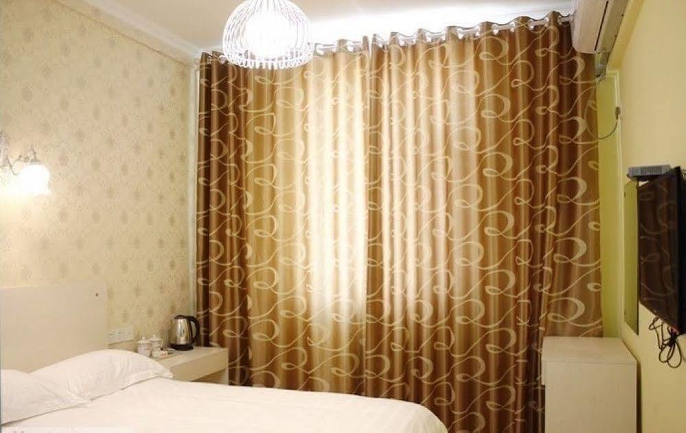 Luoyang Love Me Fashion Hotel Εξωτερικό φωτογραφία